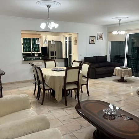 Апартаменты 4 Saints *