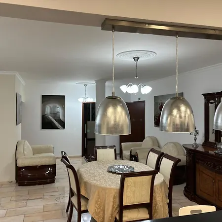 4 Saints Apartment