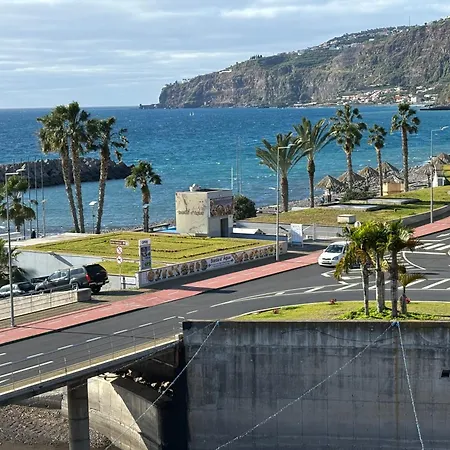 4 Saints Апартаменты *